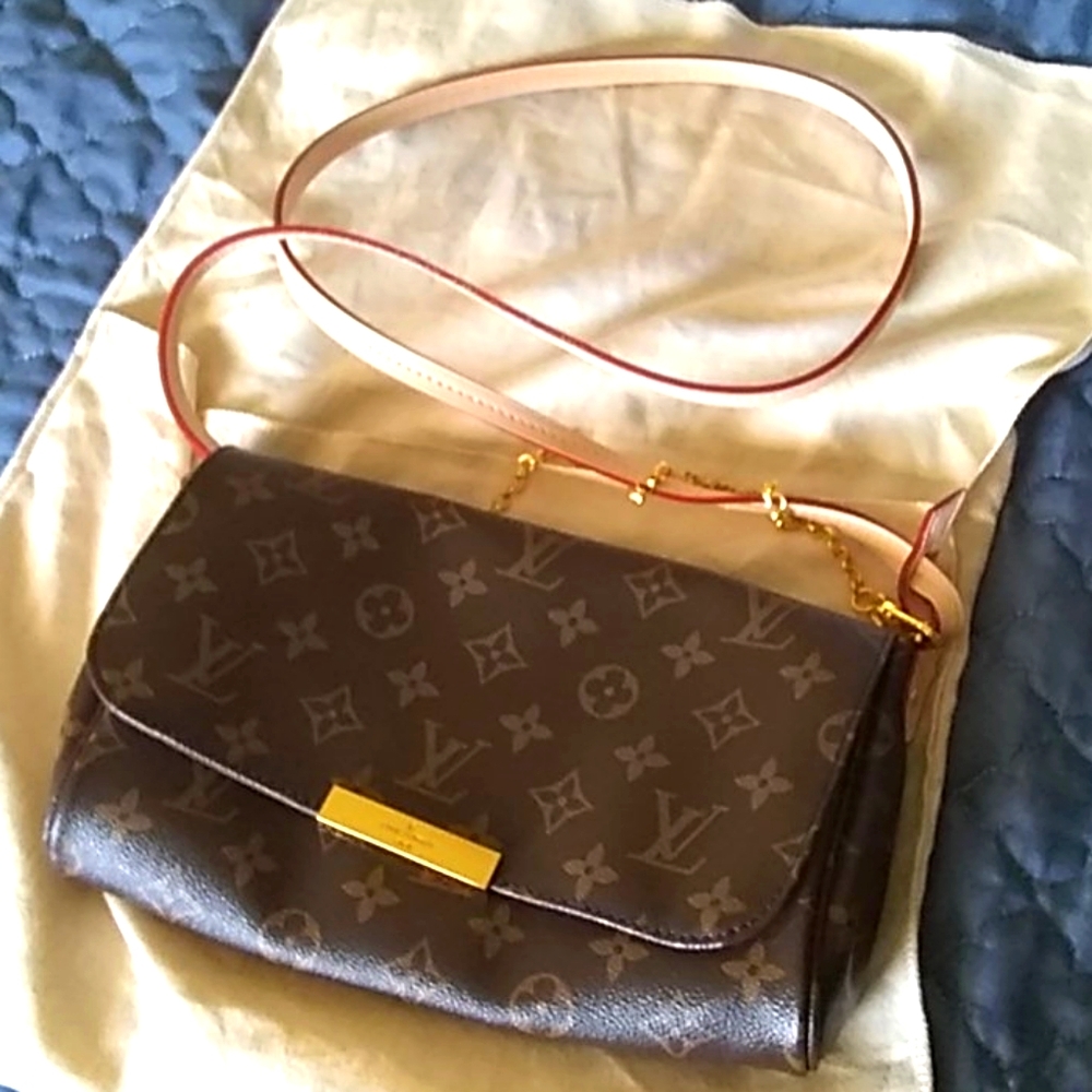 Louis Vuitton Favorite MM